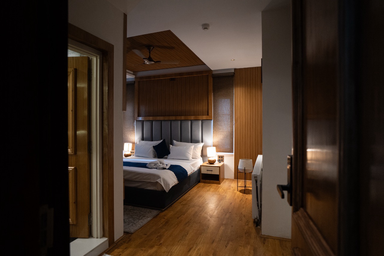 Deluxe Room — Overview